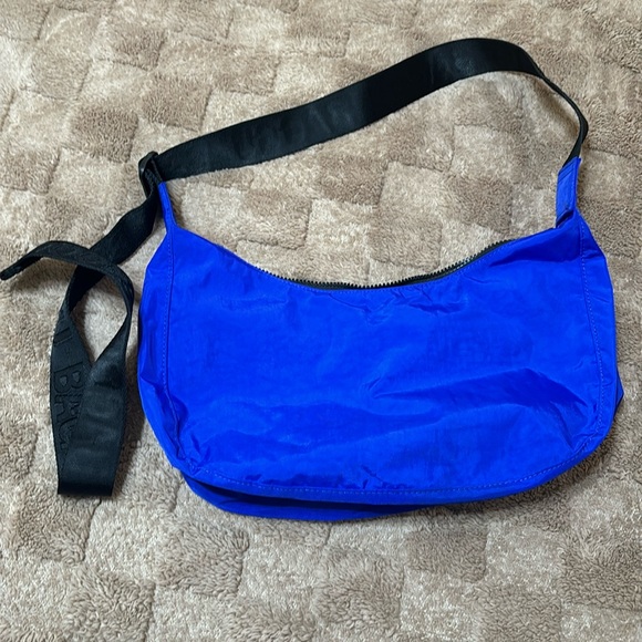 BAGGU Handbags - Baggu Medium Nylon Crescent Bag